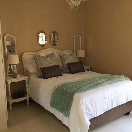 Nouveau Studios Pretoria Bagian luar foto
