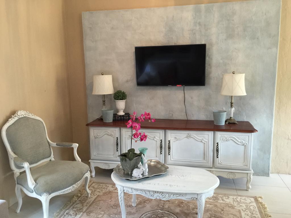 Nouveau Studios Pretoria Bagian luar foto