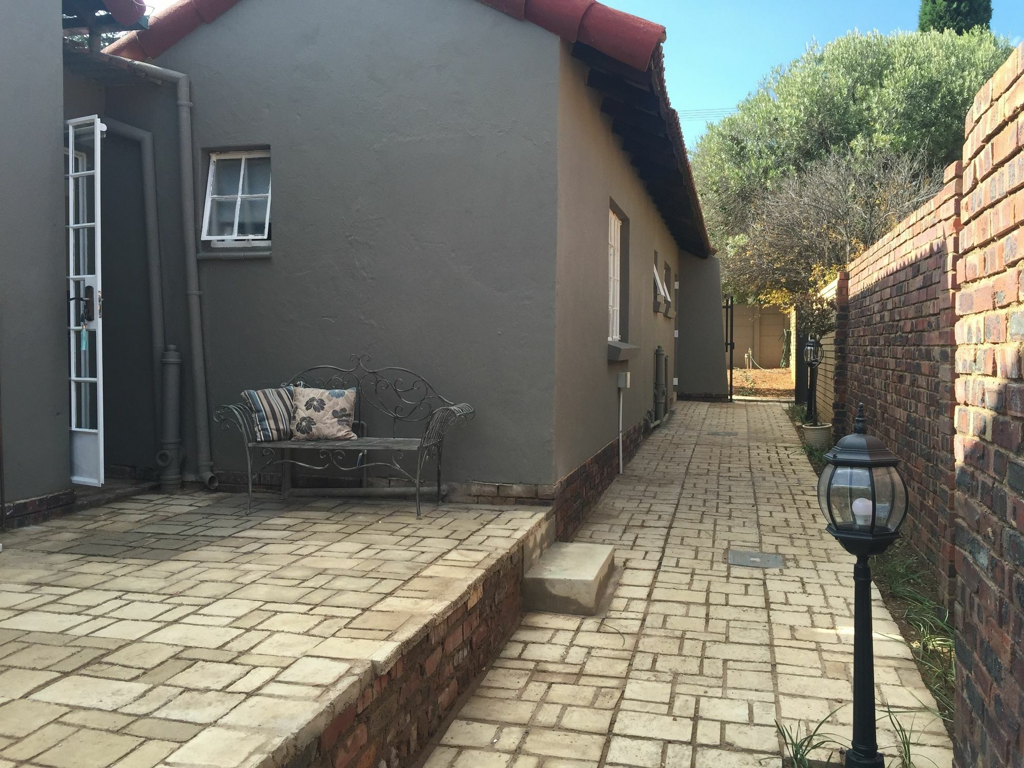 Nouveau Studios Pretoria Bagian luar foto