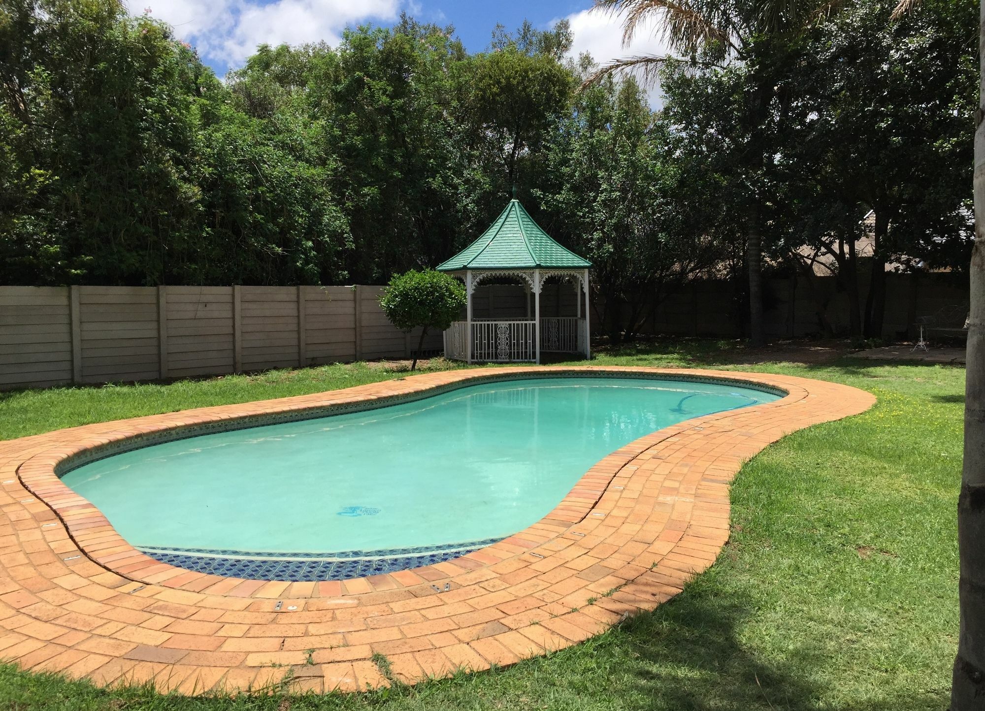 Nouveau Studios Pretoria Bagian luar foto